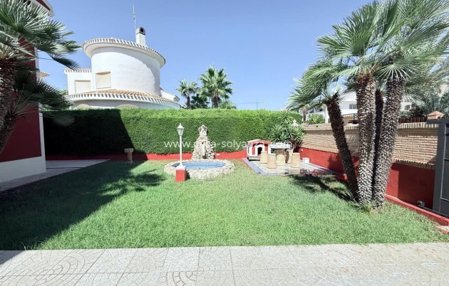 Revente - Villa - Campoamor