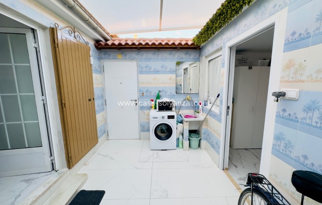 Revente - Villa - Torrevieja - Playa De Los Naufragos