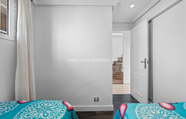 Revente - Appartement - Punta Prima