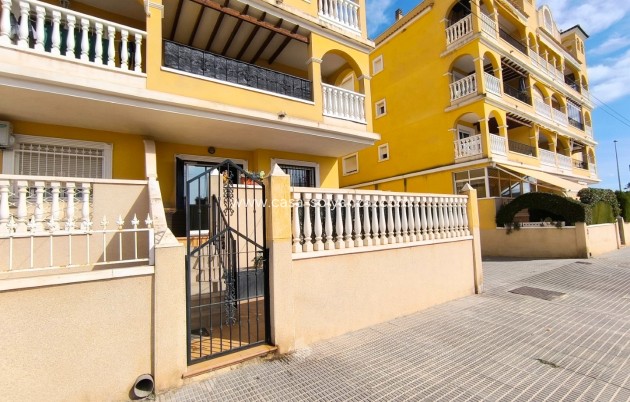 Resale - Apartment / flat - Algorfa