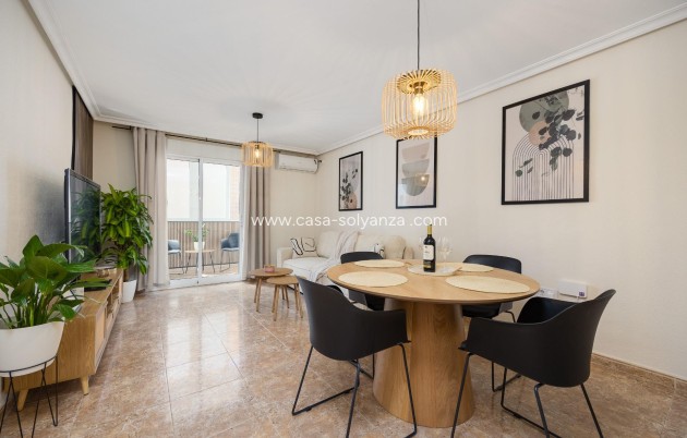 Reventa - Apartamento / piso - Torrevieja - Center