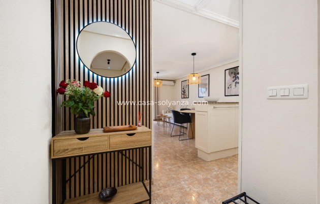 Reventa - Apartamento / piso - Torrevieja - Center