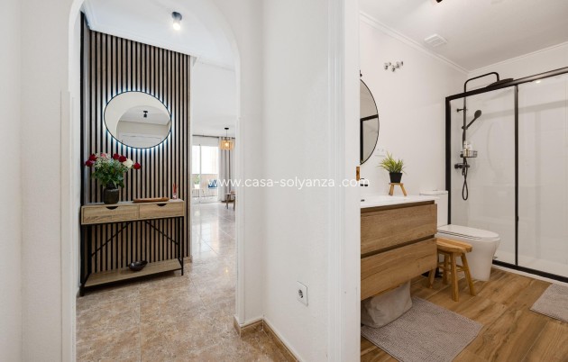 Reventa - Apartamento / piso - Torrevieja - Center