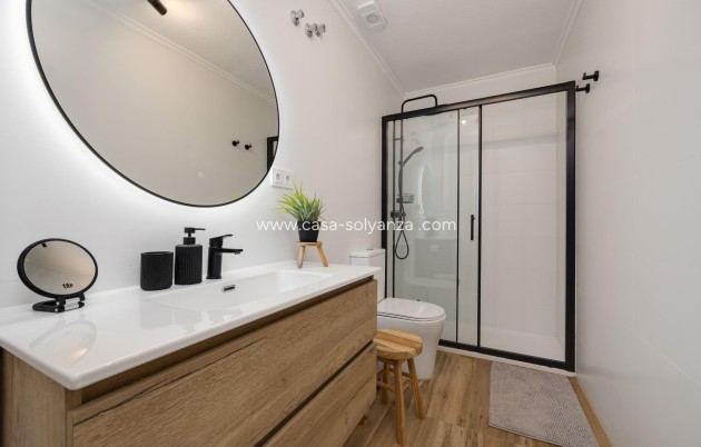 Reventa - Apartamento / piso - Torrevieja - Center