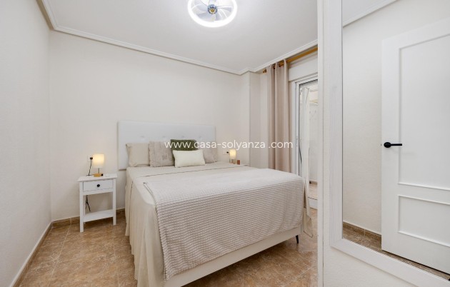 Reventa - Apartamento / piso - Torrevieja - Center