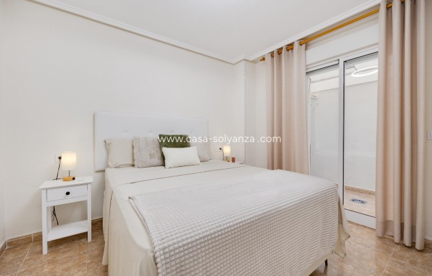 Reventa - Apartamento / piso - Torrevieja - Center