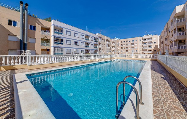 Reventa - Apartamento / piso - Torrevieja - Center