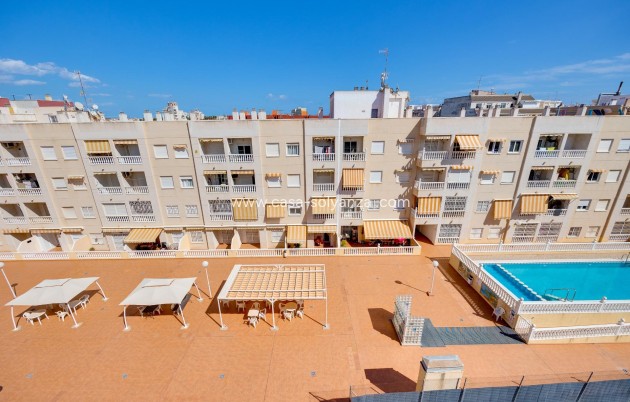 Reventa - Apartamento / piso - Torrevieja - Center