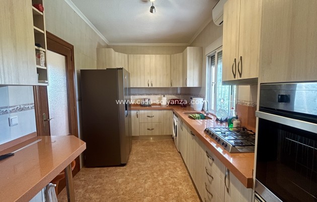 Wiederverkauf - Villa - Orihuela