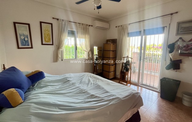 Wiederverkauf - Villa - Orihuela