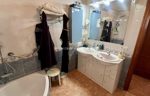 Wiederverkauf - Villa - Orihuela