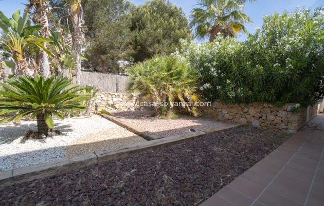 Resale - Villa - Orihuela Costa - Las Colinas Golf Resort