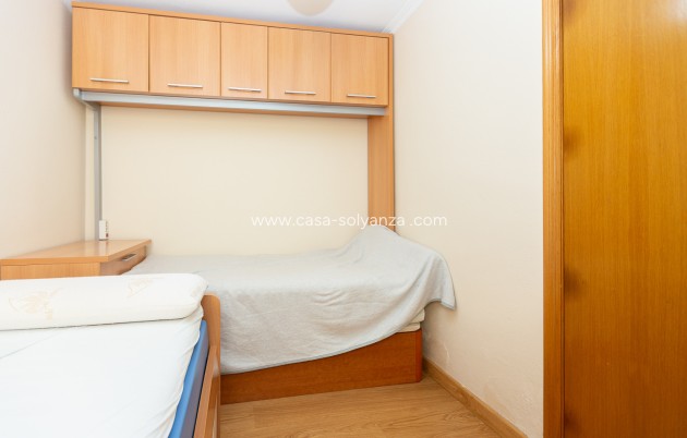 Resale - Apartment / flat - Torrevieja - Beach