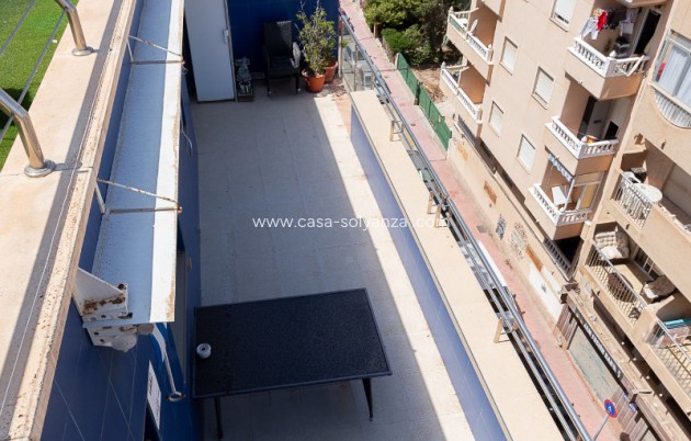 Resale - Apartment / flat - Torrevieja - Beach