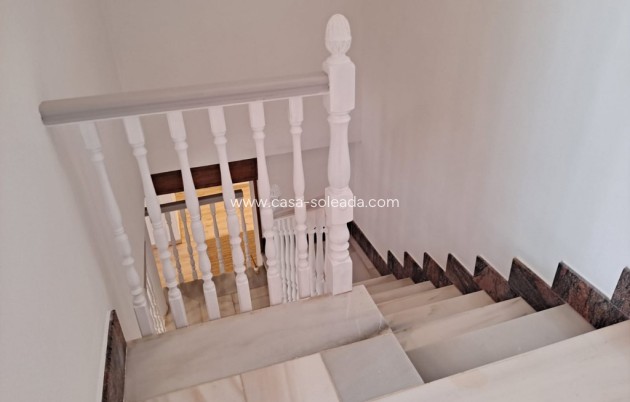 Reventa - Country Property/Finca - Orihuela