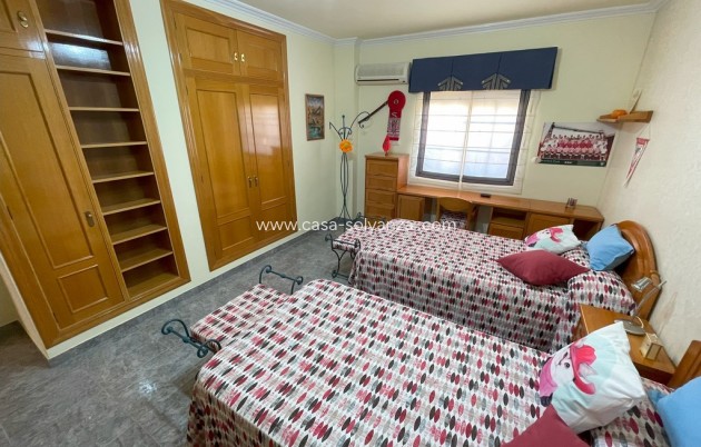 Wiederverkauf - Villa - La Union