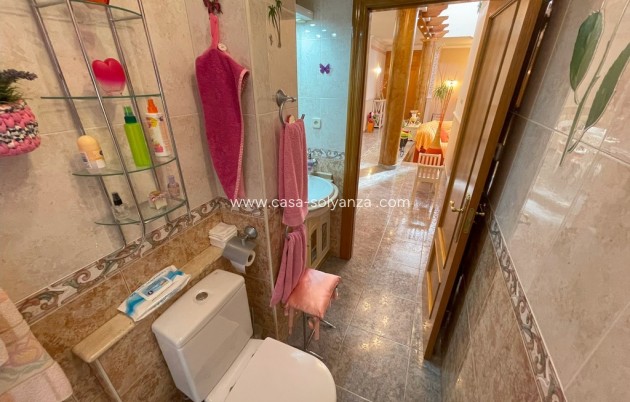 Wiederverkauf - Villa - La Union