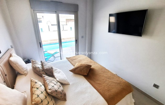 Resale - Villa - Orihuela Costa - Costa Blanca