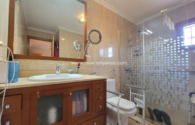 Revente - Independent villa - Torrevieja - Aguas nuevas