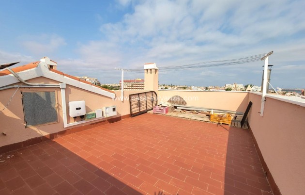 Revente - Independent villa - Torrevieja - Aguas nuevas
