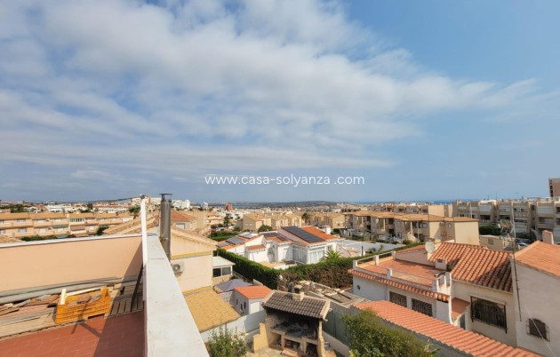 Revente - Independent villa - Torrevieja - Aguas nuevas