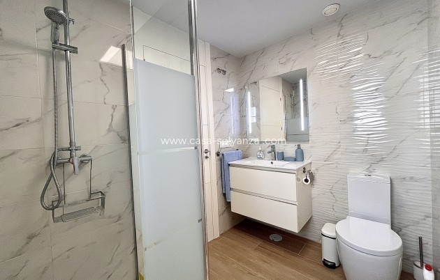 Wiederverkauf - Wohnung - Villamartin - Villamartín