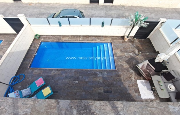 Resale - Villa - Orihuela Costa - Costa Blanca