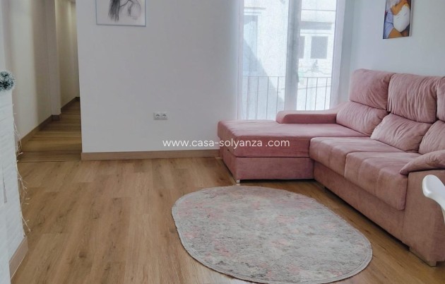 Wiederverkauf - Wohnung - Alicante - Altozano