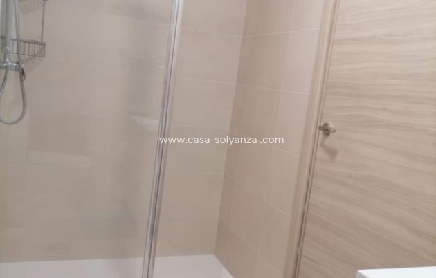 Wiederverkauf - Wohnung - Alicante - Altozano