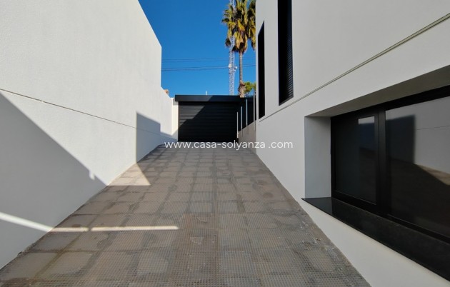 Nouvelle construction - Villa - Torrevieja - Los Balcones