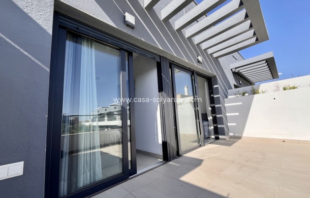 Reventa - Apartamento / piso - Playa Flamenca - Costa Blanca