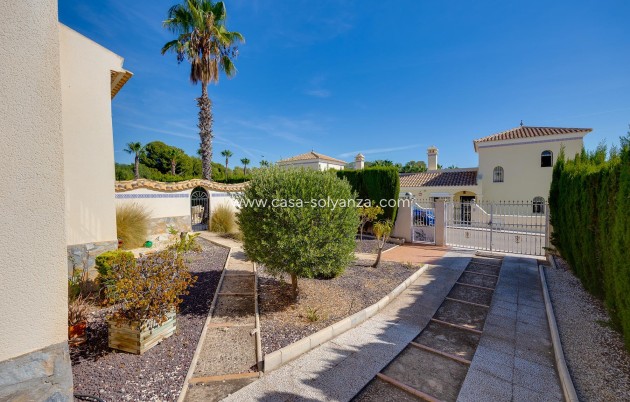 Revente - Villa - Orihuela Costa - Costa Blanca