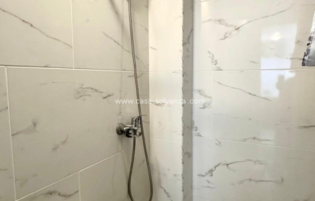 Revente - Appartement - Torrevieja - Paseo Maritimo