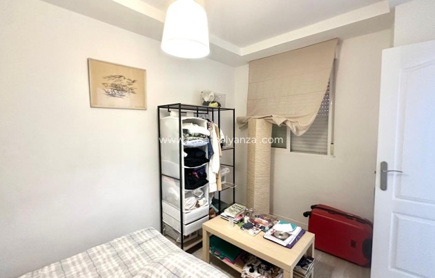 Revente - Appartement - Torrevieja - Paseo Maritimo