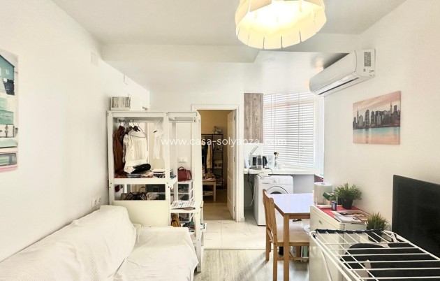 Revente - Appartement - Torrevieja - Paseo Maritimo