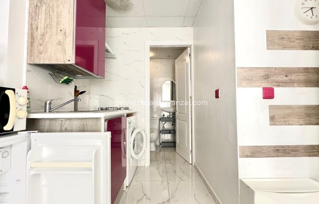 Revente - Appartement - Torrevieja - Paseo Maritimo