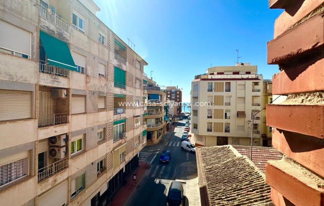 Revente - Appartement - Torrevieja - Paseo Maritimo