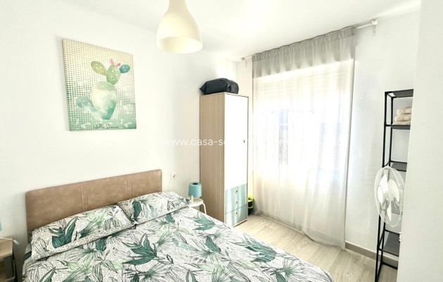 Revente - Appartement - Torrevieja - Paseo Maritimo