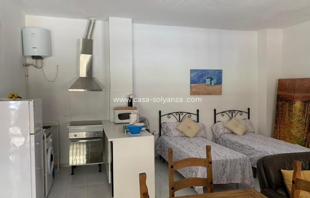 Revente - Commercial - Torrevieja - Playa de los Locos