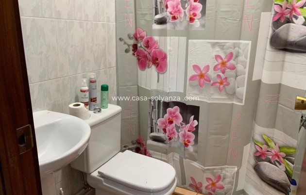 Revente - Commercial - Torrevieja - Playa de los Locos