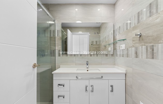 Revente - Appartement - Torrevieja - Punta Prima