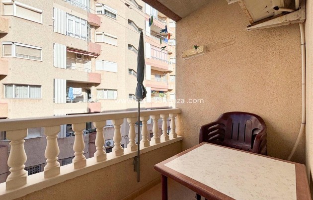 Revente - Appartement - Torrevieja - Center
