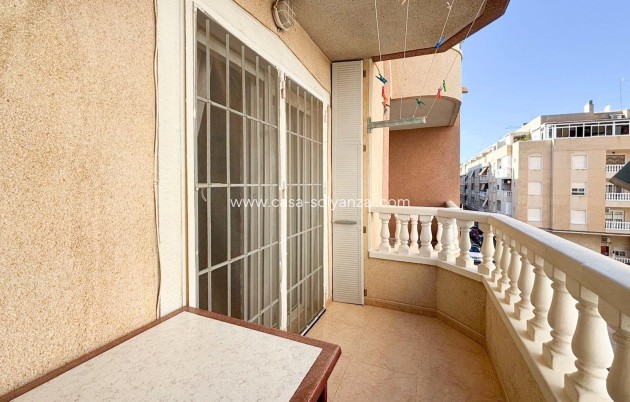 Revente - Appartement - Torrevieja - Center