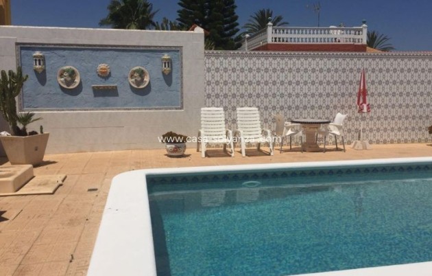 Wiederverkauf - Villa - Torrevieja