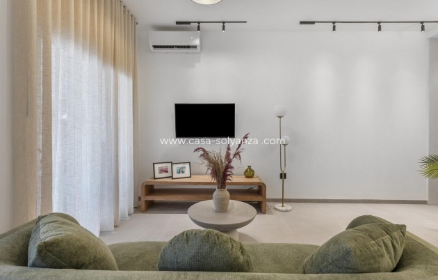 Obra nueva - Apartamento / piso - Torrevieja - Playa Los Naufragos