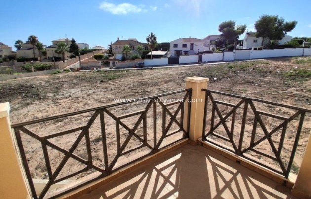 Wiederverkauf - Villa - Orihuela