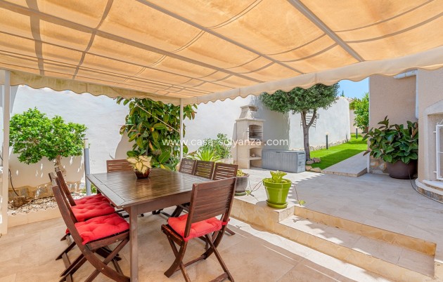 Resale - Villa - Ciudad Quesada - Rojales