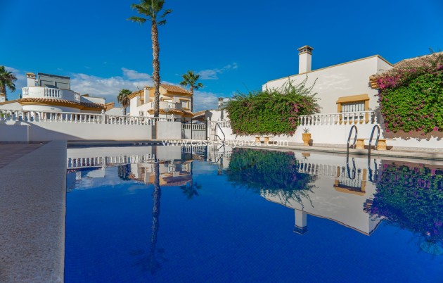 Revente - Villa - Guardamar del Segura - El Raso