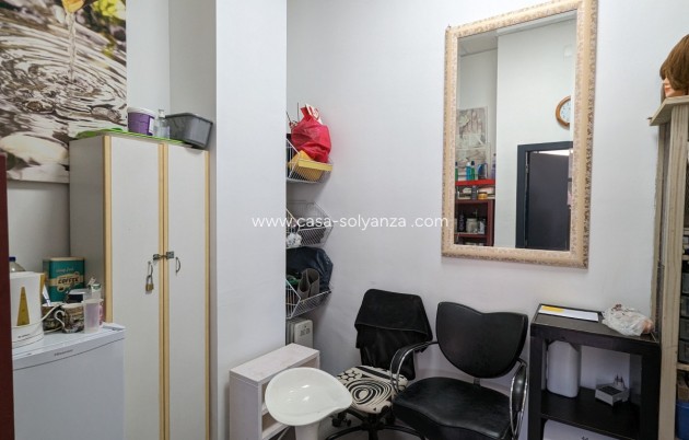 Revente - Commercial - Lo Crispin - Inland