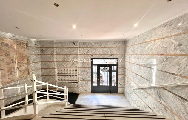 Revente - Appartement - Torrevieja - Estacion Autobuses